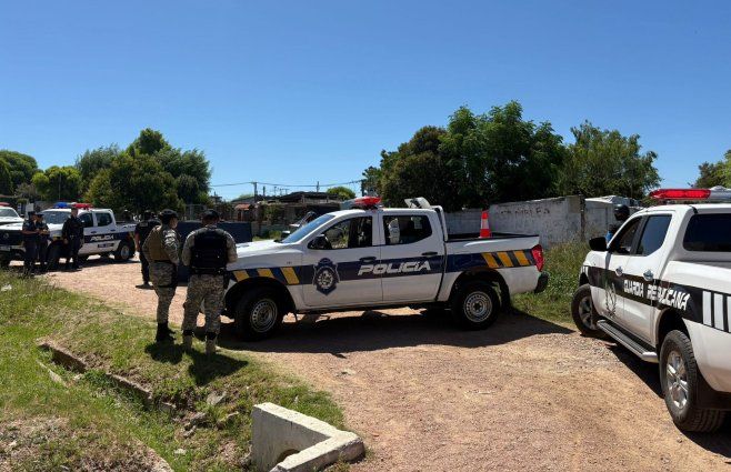 Foto: Mª. Eugenia Scognamiglio, Subrayado. Escena del homicidio en La Cruz de Carrasco.