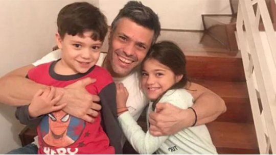 Leopoldo López y sus hijos