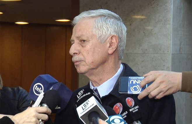 jorge-basso-minitro-costado.jpg