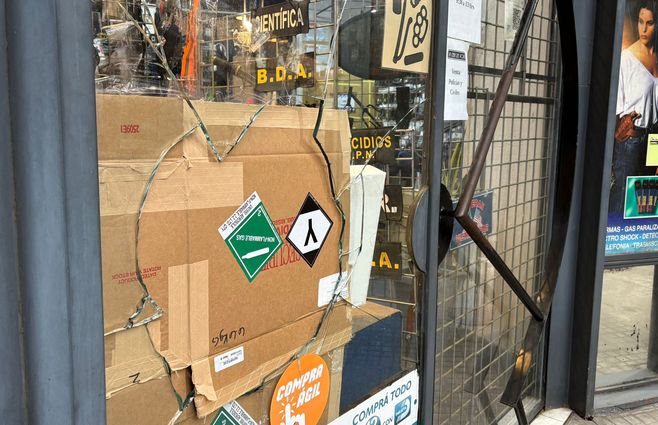 Foto: Mª. Eugenia Scognamiglio, Subrayado. Robo en local del Centro.