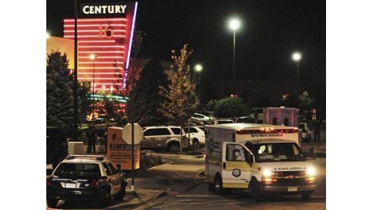 Tiroteo durante estreno de película Batman deja 12 muertos