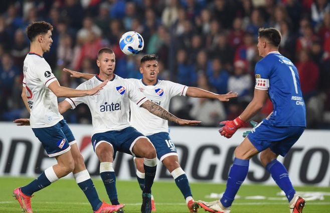 Primer tiempo Nacional Bragantino Foco UY Gastón Britos (1).jpeg