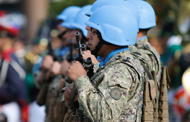 focouy-cascos-azules-soldados-ejercito.jpg