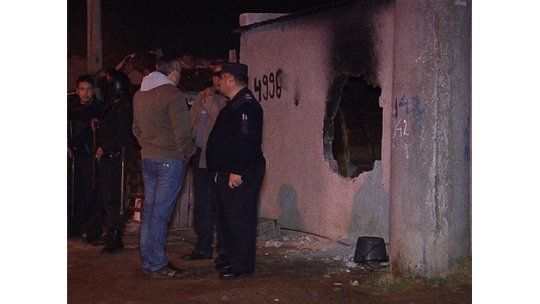 Dos niños y una mujer embarazada fallecieron en un incendio