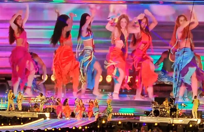 shakira-show-new-jersey.jpg