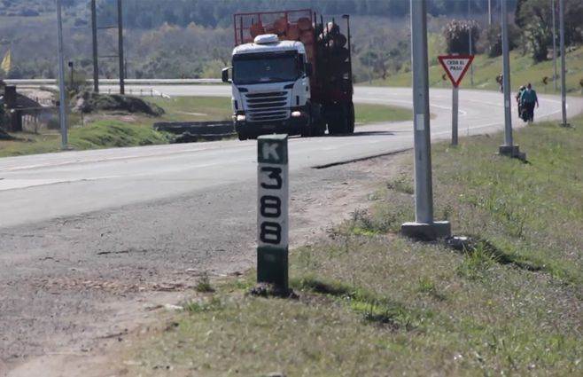 camion-km-388-ruta-tacuarembo-curtina.jpg