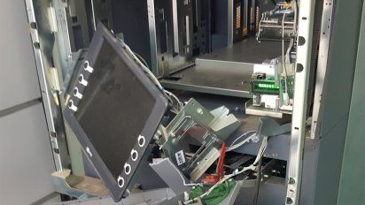 delincuentes intentaron robar el unico cajero del brou en migues