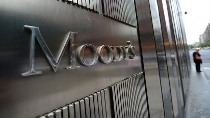moodys mantiene nota de la deuda uruguaya y perspectiva estable