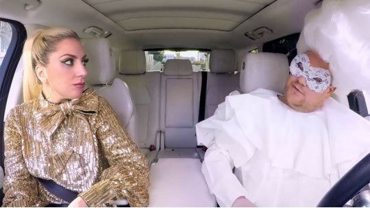 Lady Gaga en Carpool Karaoke con James Corden