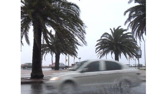 Advertencia naranja por tormentas fuertes desde esta noche