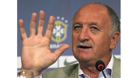 Scolari permitirá sexo durante el Mundial, pero sin acrobacias