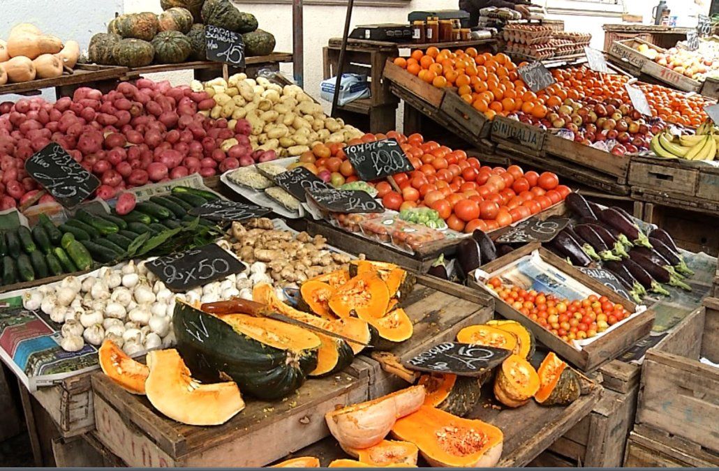 Leve descenso de la inflación por baja en los precios de frutas y verduras