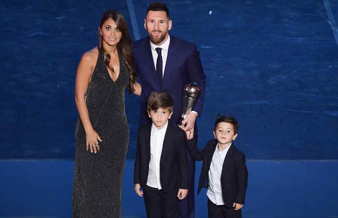 MESSI-Y-FAMILIA.jpg