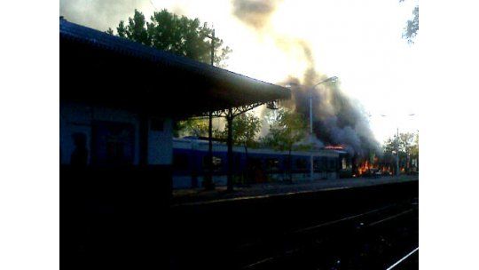 subrayado_media_legacy/protesta_trenes_bsas2.jpg