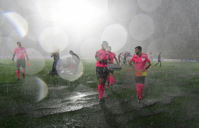Clásico-Nacional-Peñarol-lluvia.jpg