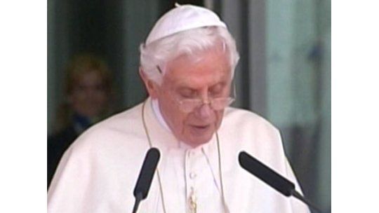 Manifestación en Madrid por costos de la llegada del Papa
