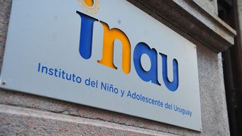 inau realiza denuncia penal por incitacion al odio en marcha del 8m y rechaza participacion de menores