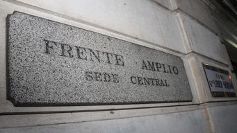 el frente amplio considera impuestos a herencias, tasas progresivas a rentas, ajustes en iva, imesi y otros