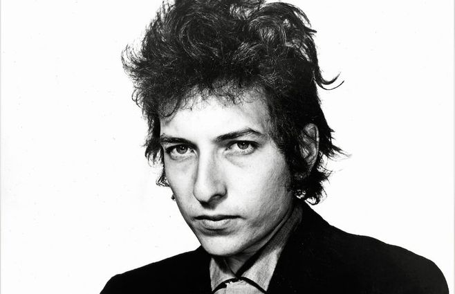 Dylan en foto de estudio en los años 60