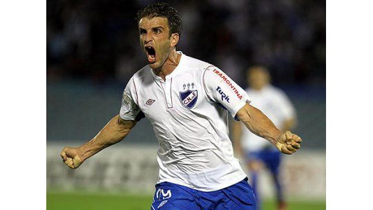 Iván Alonso en duda por fuerte golpe