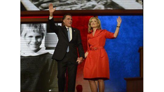Mitt Romney se transformó en el candidato republicano oficial