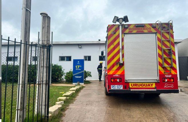 Foto: Subrayado. El fuego afectó la oficina de archivo y parte de la recepción.
