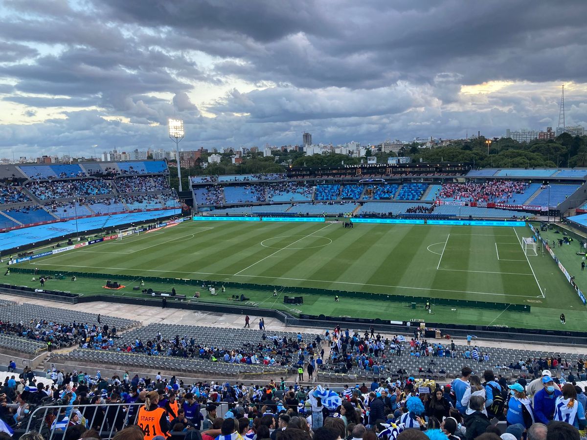 Uruguay le ganó 1-0 a Perú en el estadio Centenario - AUF