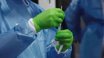 este domingo hubo 727 casos nuevos de coronavirus y 46 pacientes estan en cti