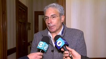 el pedido de robert silva para que el parlamento vote us$ 60 millones mas a la anep