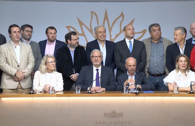 CONFERENCIA-OPOSICION-DANZA-PARLAMENTO