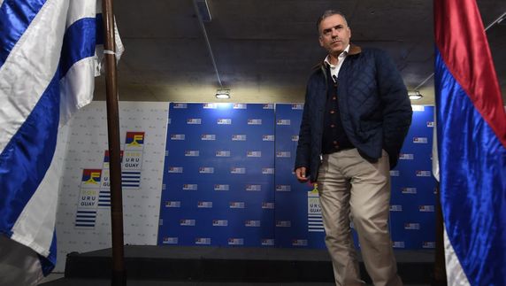 Fiscal archivó la denuncia contra Yamandú Orsi y notificó a la defensa del precandidato frenteamplista