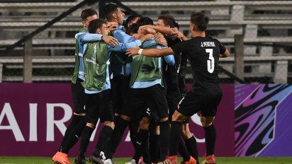 Catarozzi celebra el gol que cierra el partido sobre el final.&nbsp;