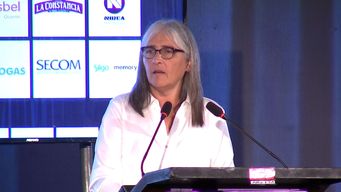 ministra de transporte informo que hay 77 obras en ejecucion y que se trabaja en 50 nuevas licitaciones