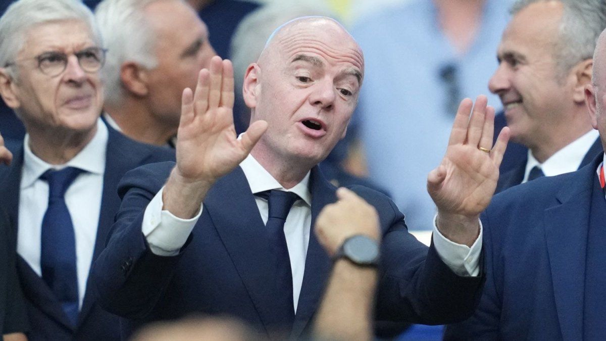 Infantino asegura haber dicho a Trump que las decisiones de la FIFA son "independientes"