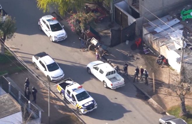 allanamiento-durazno-policia-vista-aerea-policia.jpg