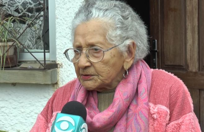 ABUELA-CUMPLE-100-AÑOS--CERRO-LARGO.jpg