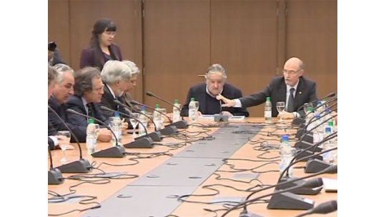 Poder Ejecutivo estudia falta de comportamiento de militares