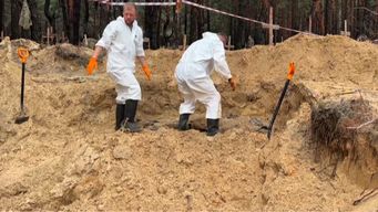 hallan 1.500 tumbas clandestinas en mariupol, ciudad atacada por rusia