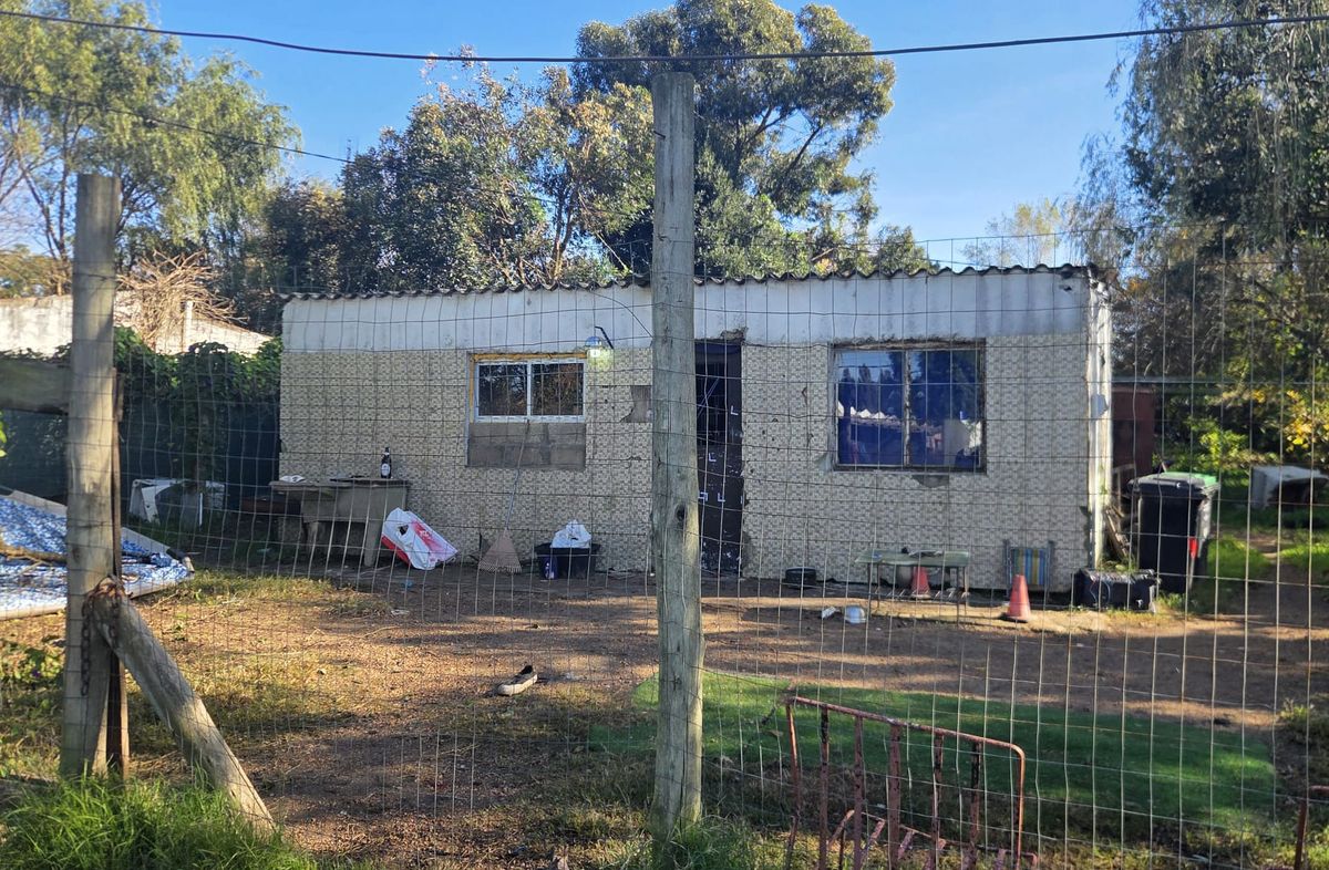 Doble homicidio en Colinas de Solymar: un hombre de 27 años y una mujer de 24 las víctimas; en la casa estaban sus dos hijos