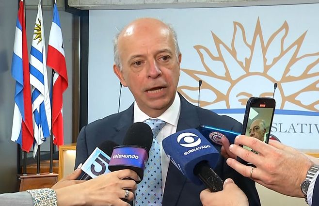 Javier-García-interpela-noviembre