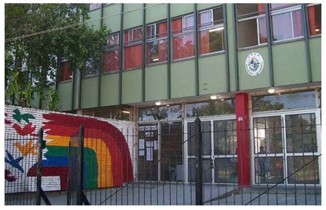 Liceo 13, el lugar donde se produjo el incidente con armas de fuego que dejó paralítica a Fiorella Buzeta.