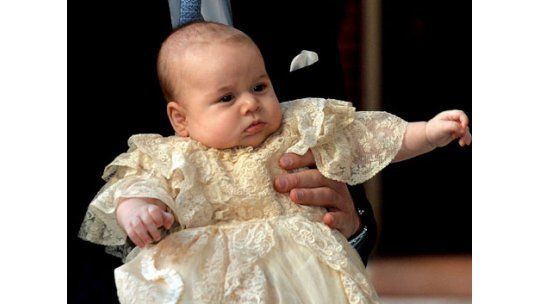 Bautizaron al hijo del príncipe William y Kate de Inglaterra