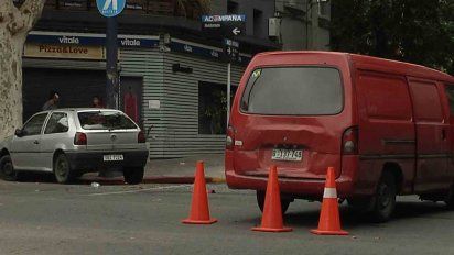 dos personas lesionadas en un accidente: una camioneta no respeto el cartel de pare