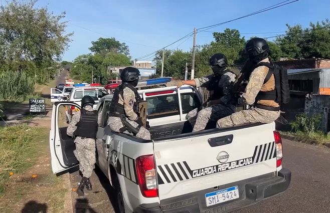 policias-allanamientos-sur-ciudad-de-salto