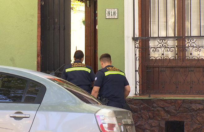 Casa escena de la rapiña en Parque Rodó.