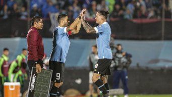 uruguay goleo 3 - 0 a bolivia con doblete de darwin nunez y el regreso de luis suarez