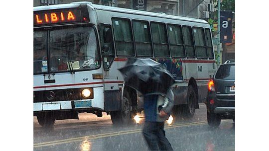 Domingo con tormentas abundantes al sur del Río Negro