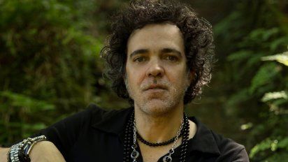 paulinho moska estrena video de su nueva cancion que fue rodado en montevideo