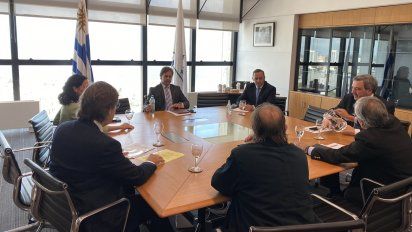 el fa propuso a lacalle pou crear salario minimo nacional para 320.000 hogares