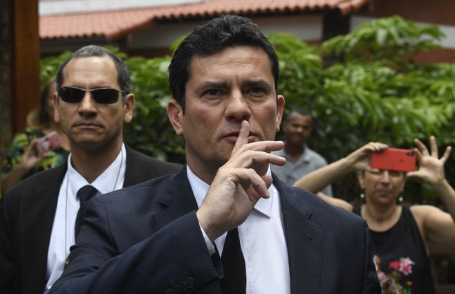 Moro nació en 1972 en el estado de Paraná. Es casado y padre de dos hijos.&nbsp;